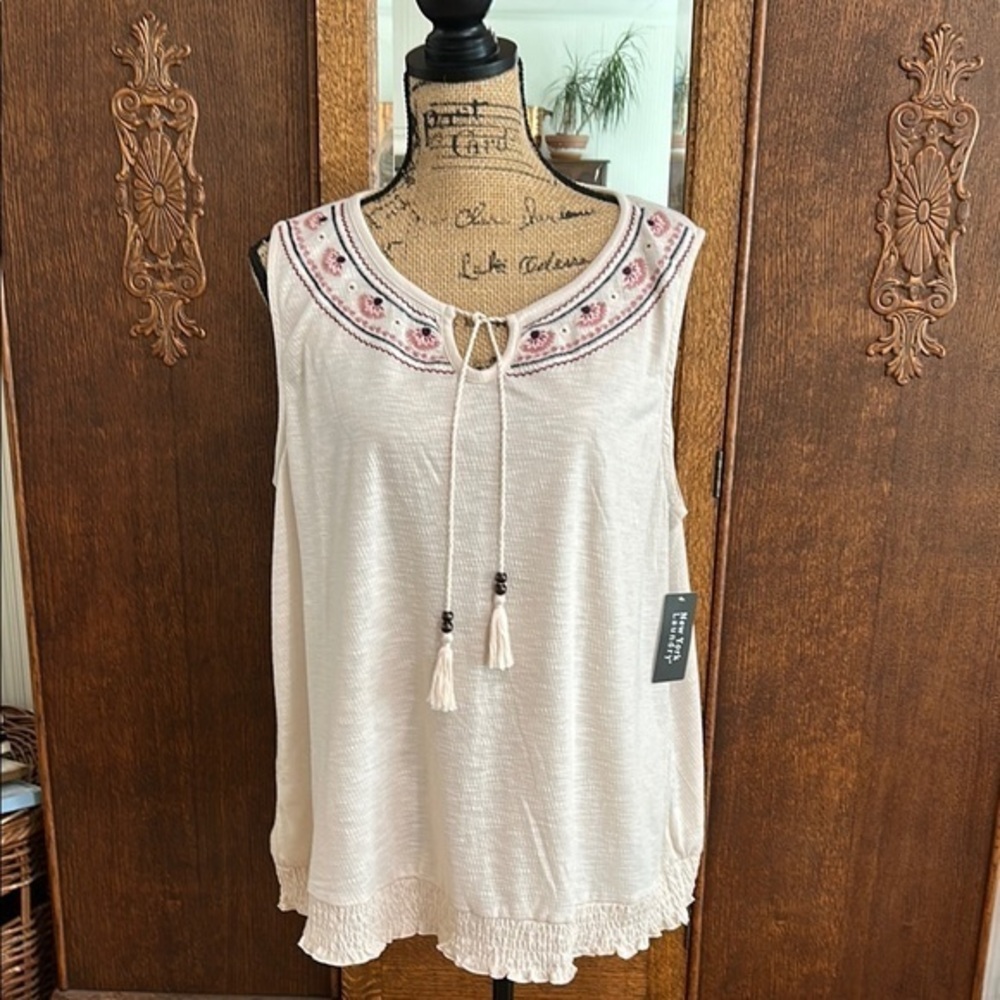 New York Laundry Cream Tie Front Tank Top